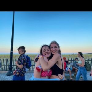 Meet your Posher, Camilla